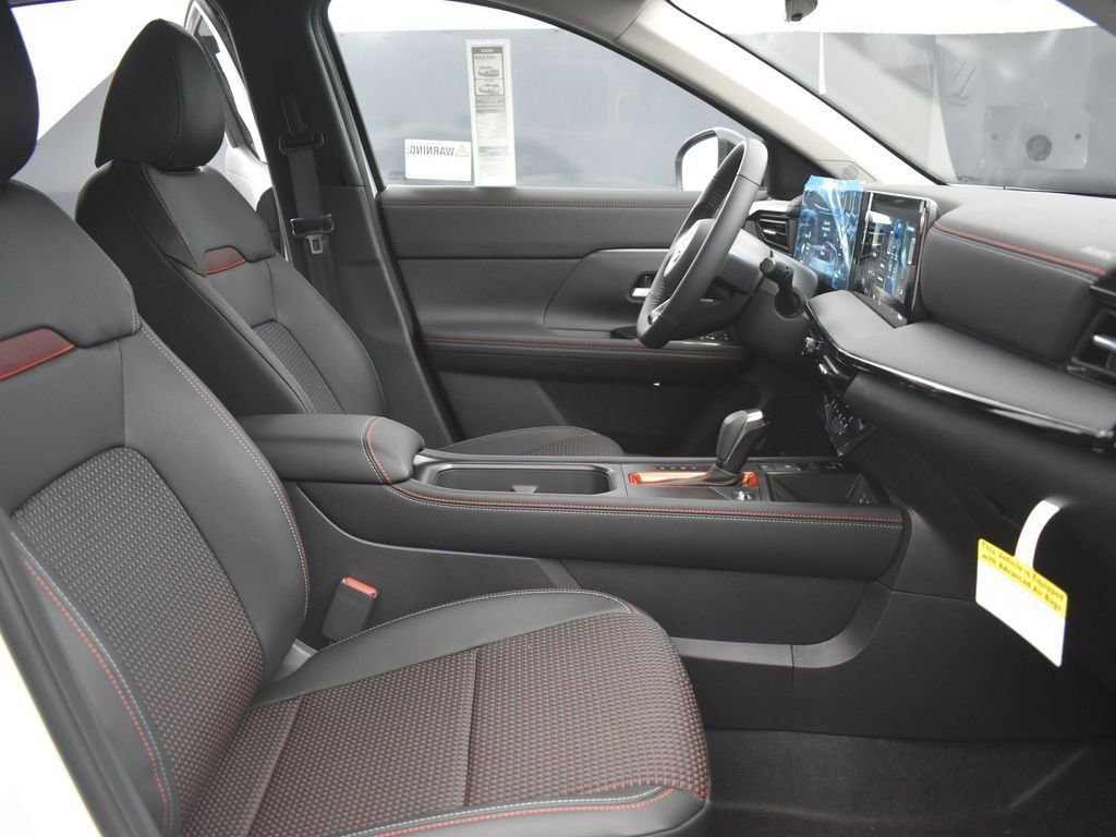 New 2026 Nissan Kicks SR w/ Illumination Package image 23