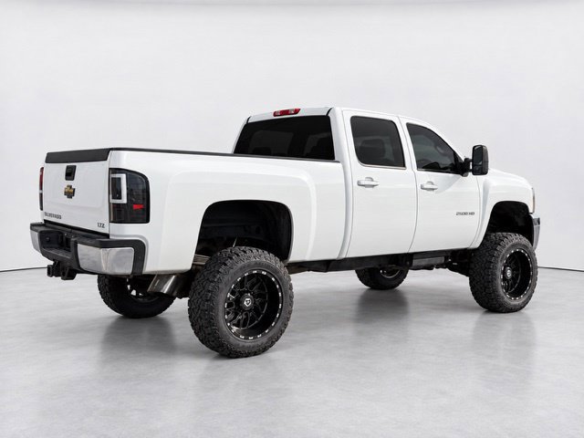 Used 2011 Chevrolet Silverado 2500 LTZ w/ LTZ Plus Package AWD/4WD image 3