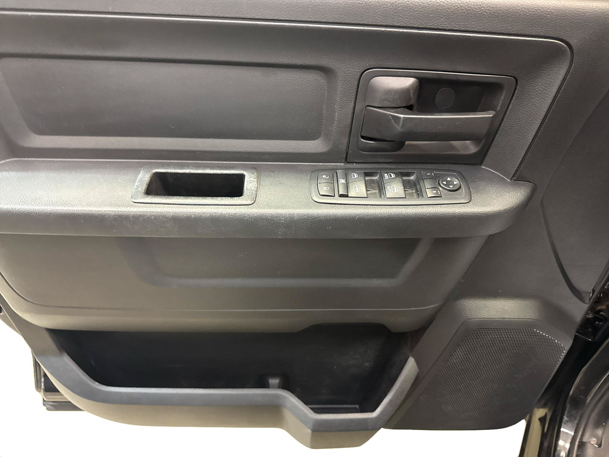Used 2016 RAM 1500 Tradesman w/ Popular Equipment Group AWD/4WD image 9