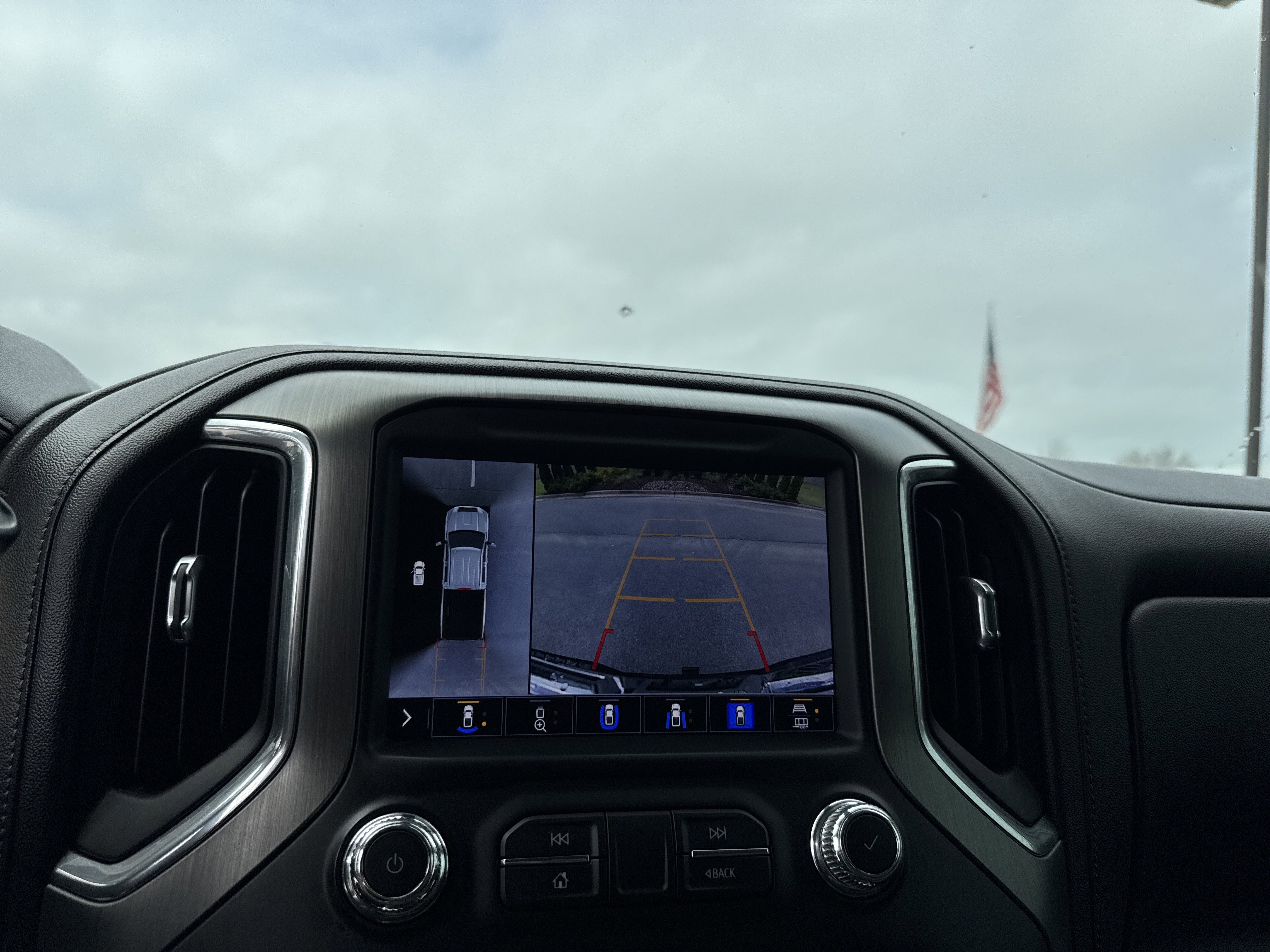 Used 2022 GMC Sierra 2500 Denali w/ Denali Ultimate Package image 19