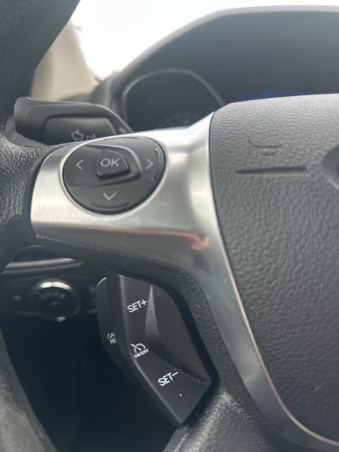 Used 2013 Ford Focus SE FWD image 22