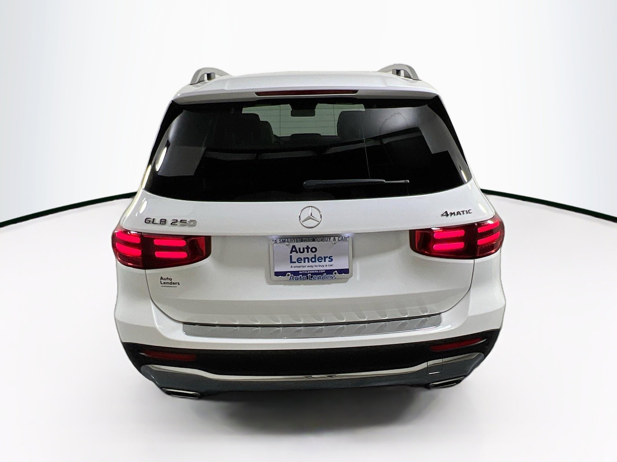 Used 2024 Mercedes-Benz GLB 250 4MATIC image 6