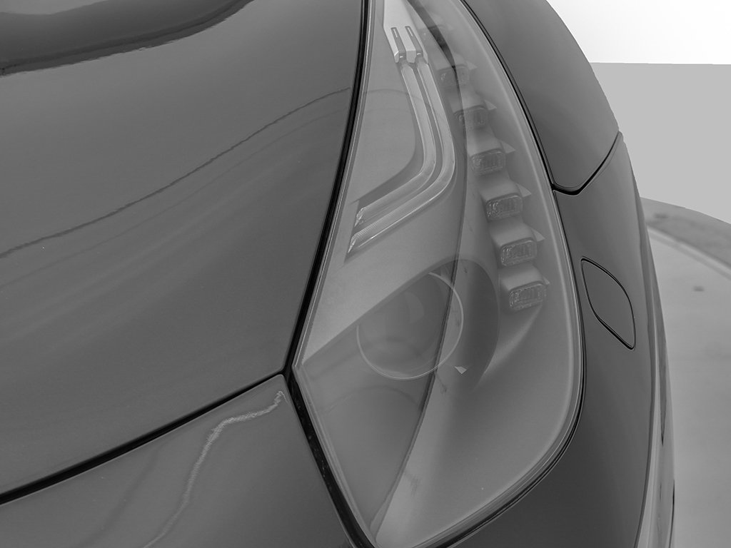 Certified 2014 Ferrari F12 Berlinetta image 32