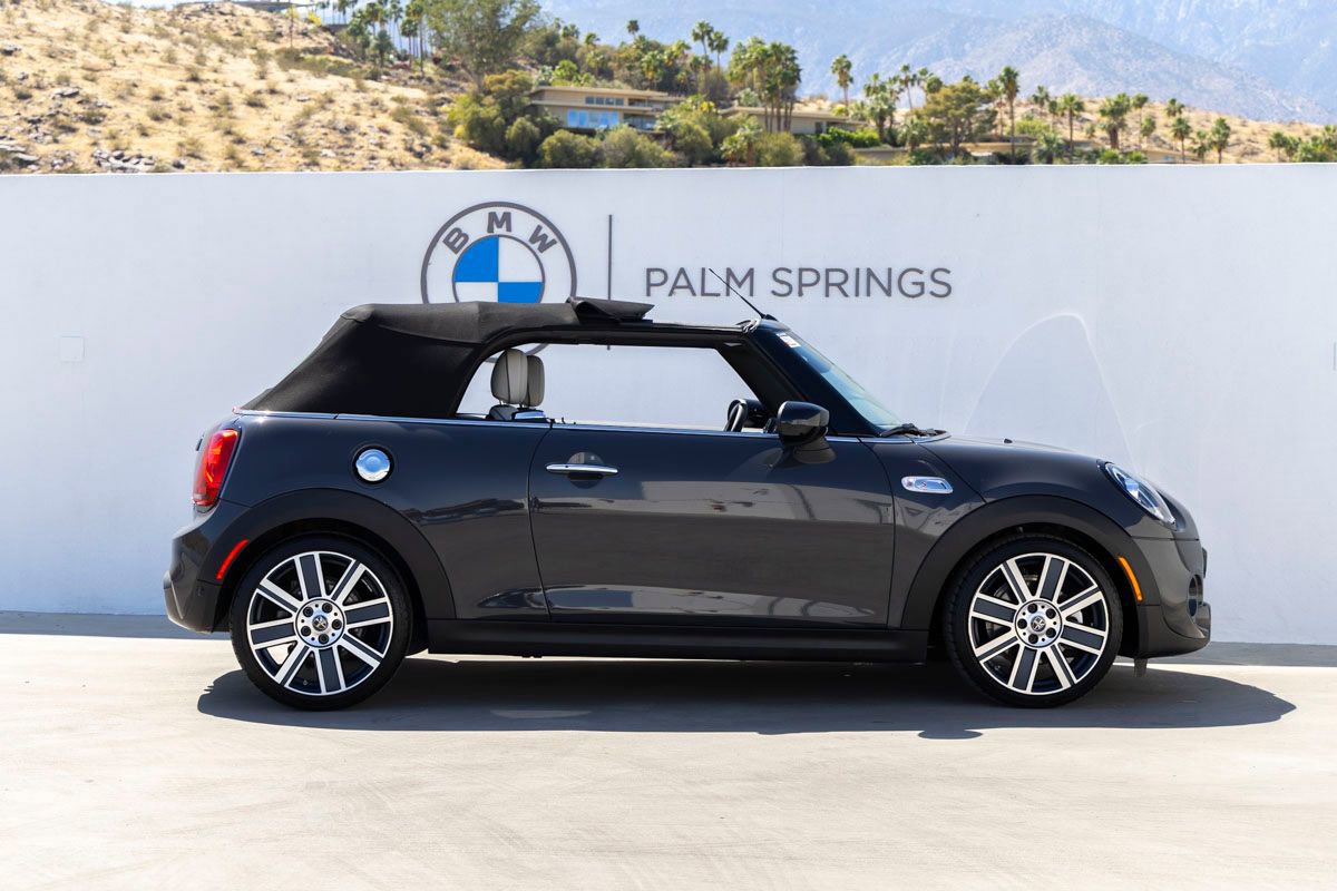 Used 2020 MINI Cooper S w/ Signature Upholstery Package image 7