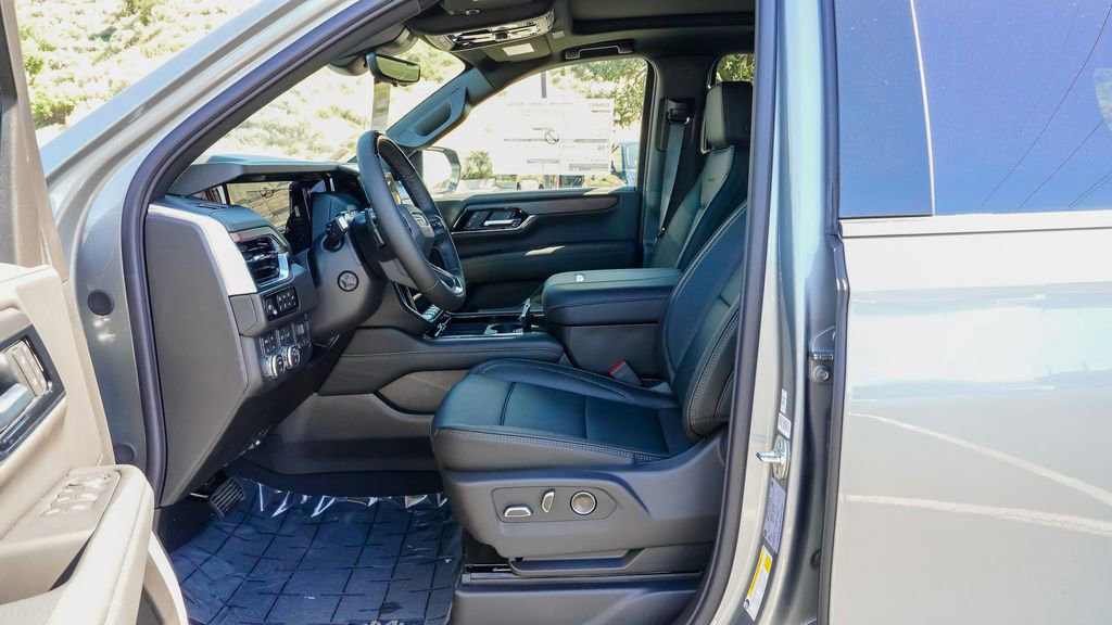 New 2026 GMC Yukon XL Denali w/ Denali Reserve Package AWD/4WD image 14