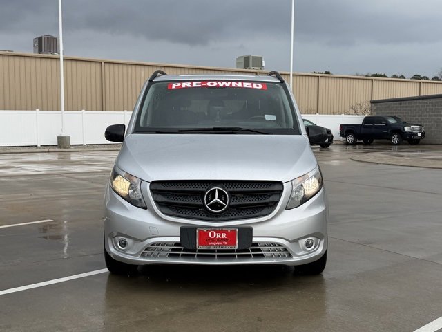 Used 2017 Mercedes-Benz Metris Passenger image 2