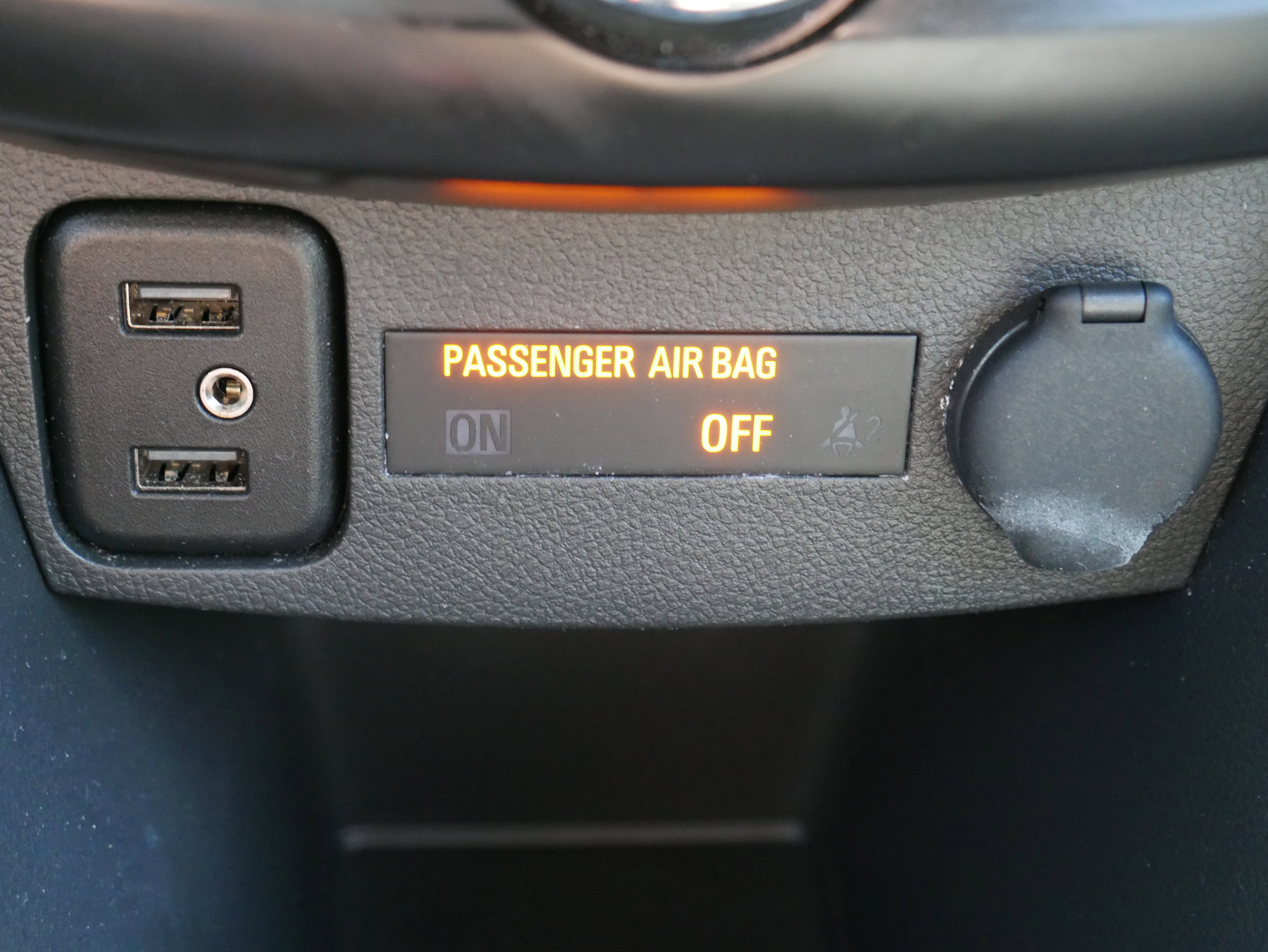 Used 2022 Chevrolet Trax LS w/ Tint and Cruise Package image 19