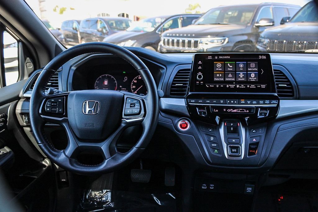 Used 2025 Honda Odyssey Sport-L image 13