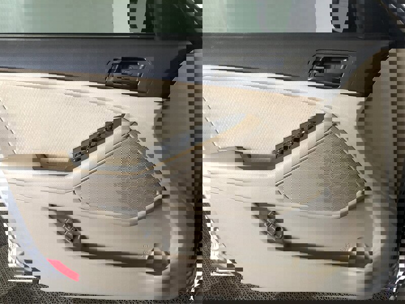 Used 2011 Kia Optima LX w/ Convenience Pkg image 26