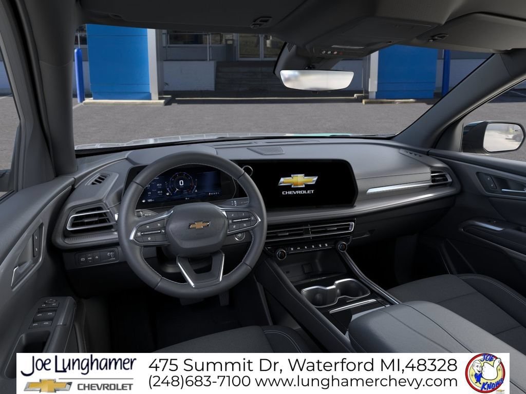 New 2027 Chevrolet Traverse LT w/ Driver Confidence Package FWD image 17