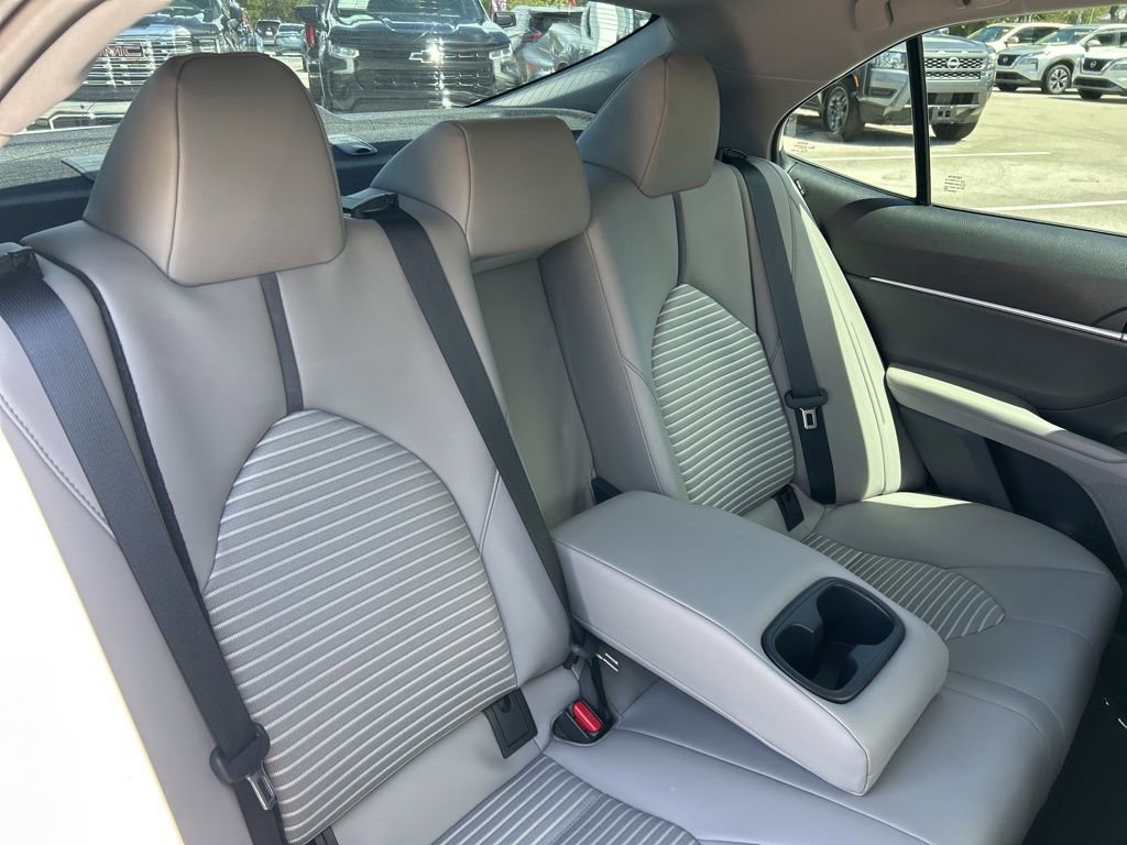 Used 2023 Toyota Camry SE FWD image 48