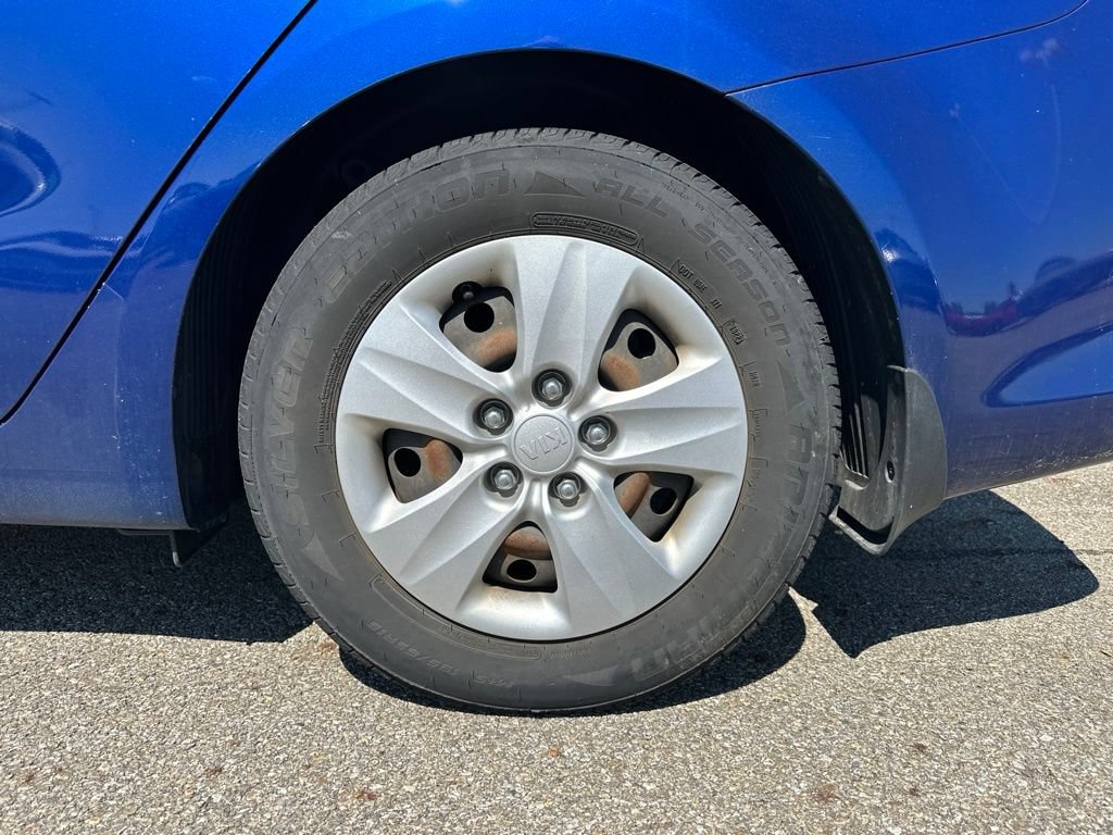 Used 2018 Kia Forte LX FWD image 5