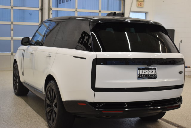 Used 2023 Land Rover Range Rover SE AWD/4WD image 10