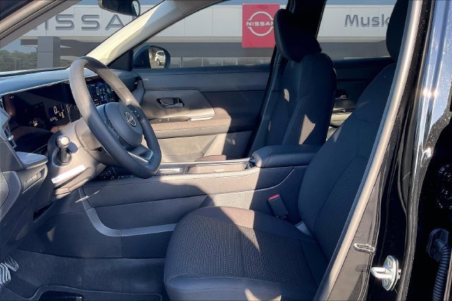 New 2027 Nissan Kicks S AWD/4WD image 7