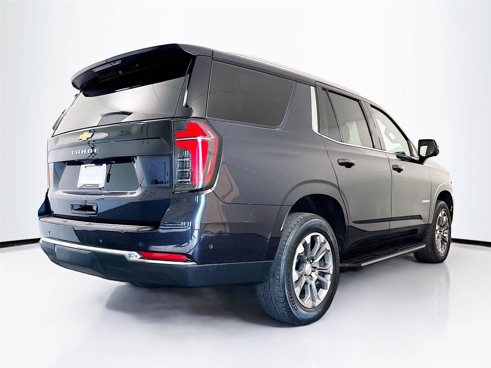 Used 2025 Chevrolet Tahoe LS RWD image 41