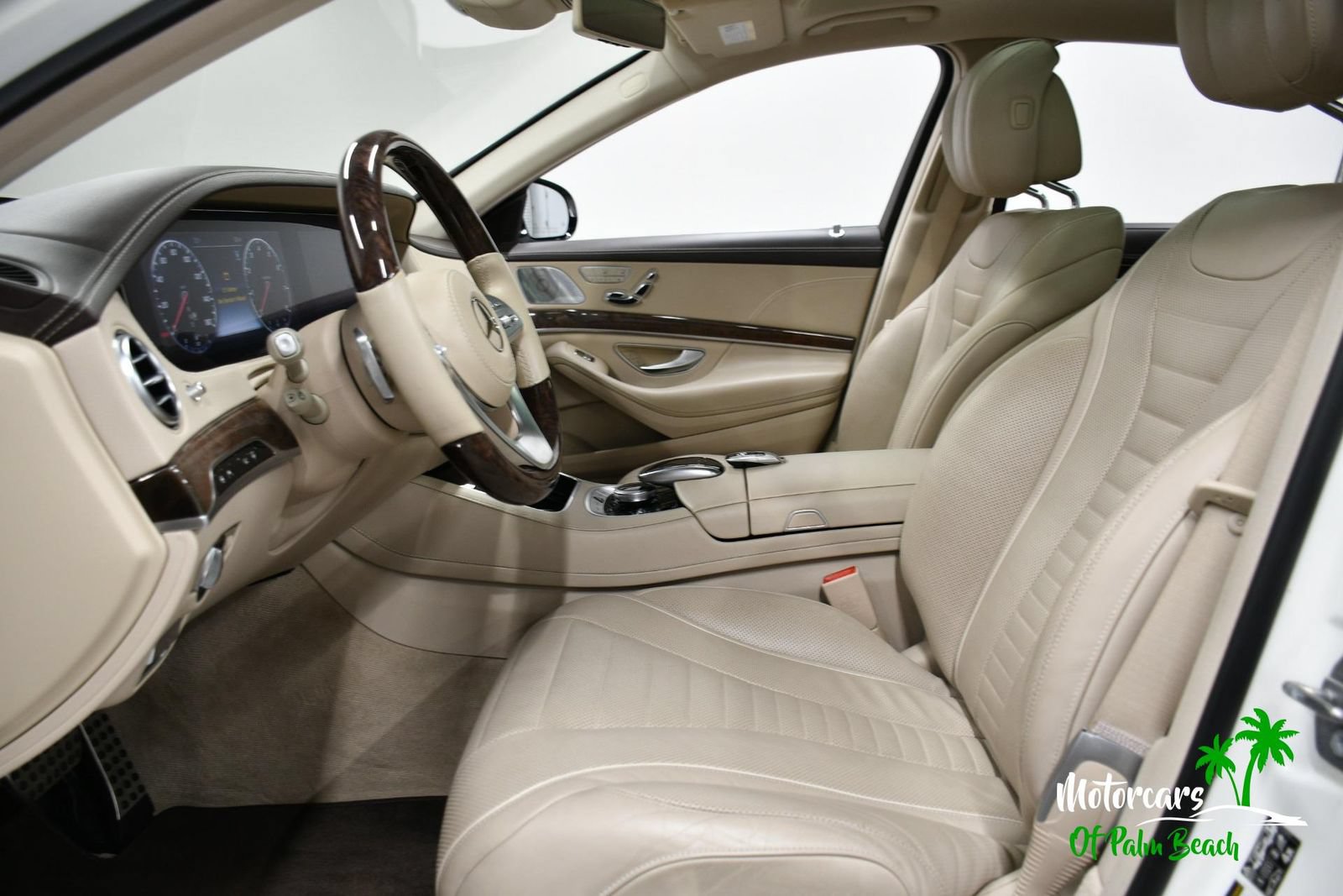 Used 2019 Mercedes-Benz S 560 Sedan image 36