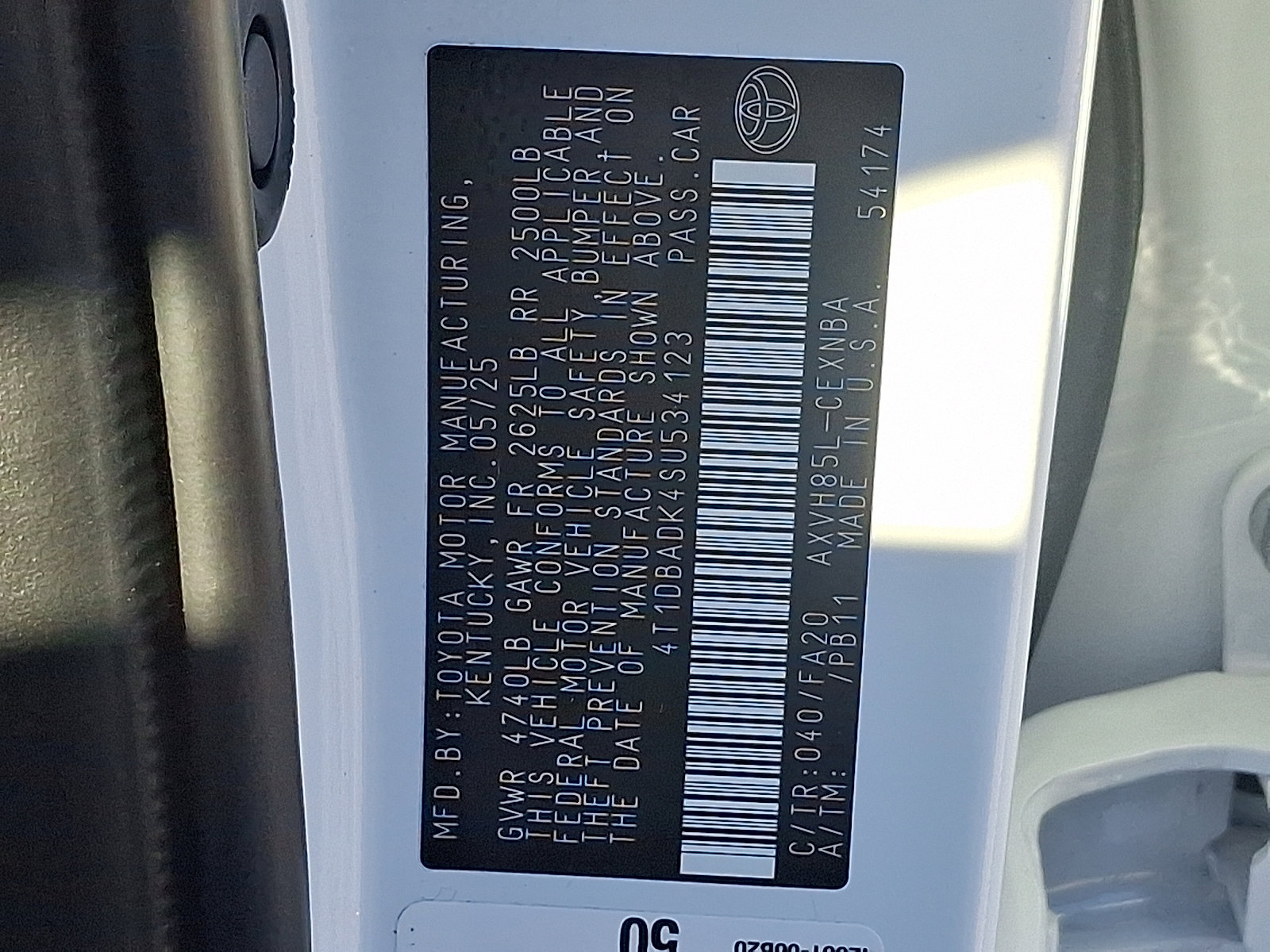 Certified 2025 Toyota Camry Hybrid image 27