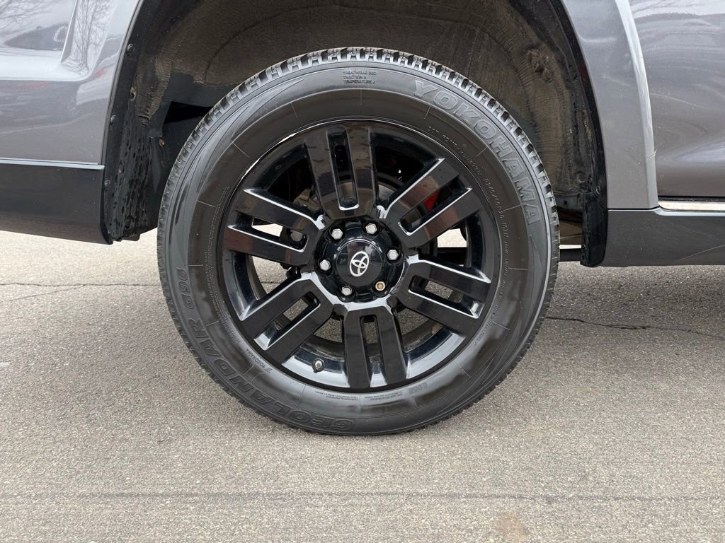 Used 2021 Toyota 4Runner Nightshade AWD/4WD image 27