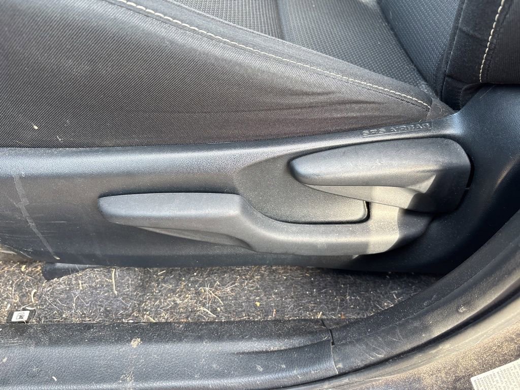 Used 2018 Toyota RAV4 XLE image 19