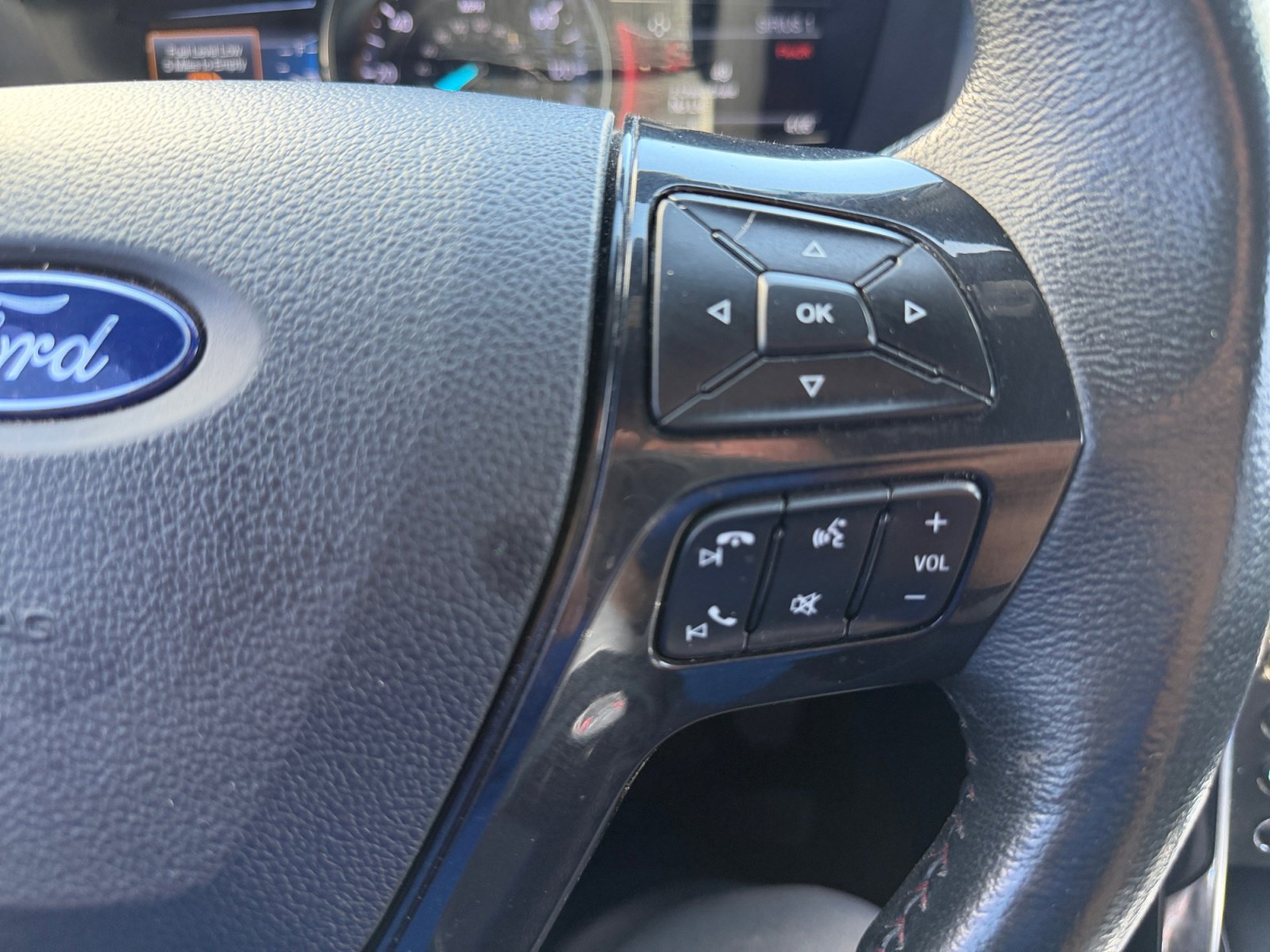 Used 2017 Ford Explorer Sport w/ Equipment Group 401A AWD/4WD image 18