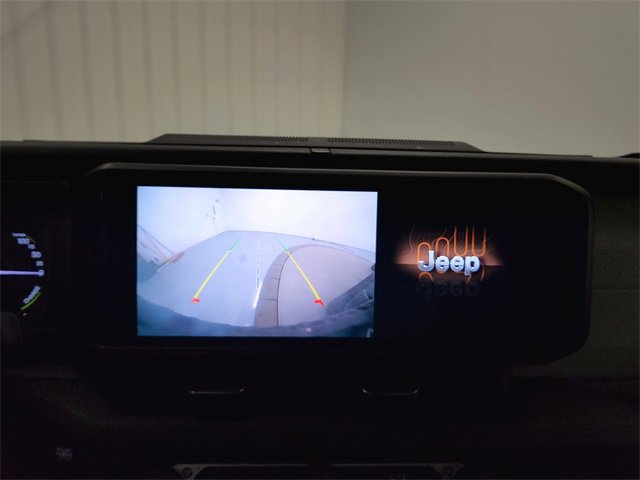 Used 2024 Jeep Wrangler Unlimited image 22
