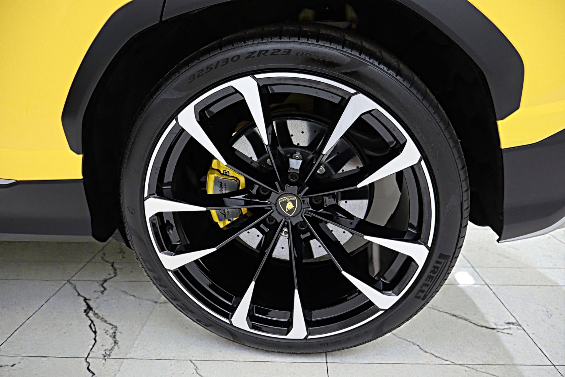 Used 2022 Lamborghini Urus image 52