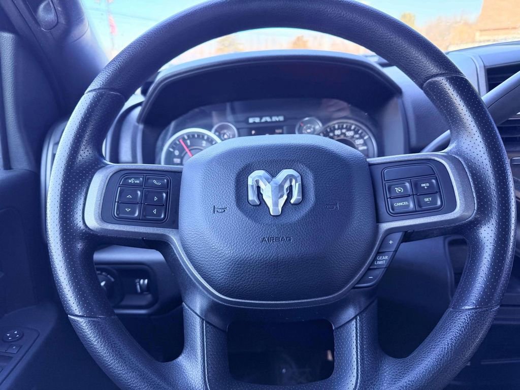 Used 2022 RAM 3500 Tradesman image 16