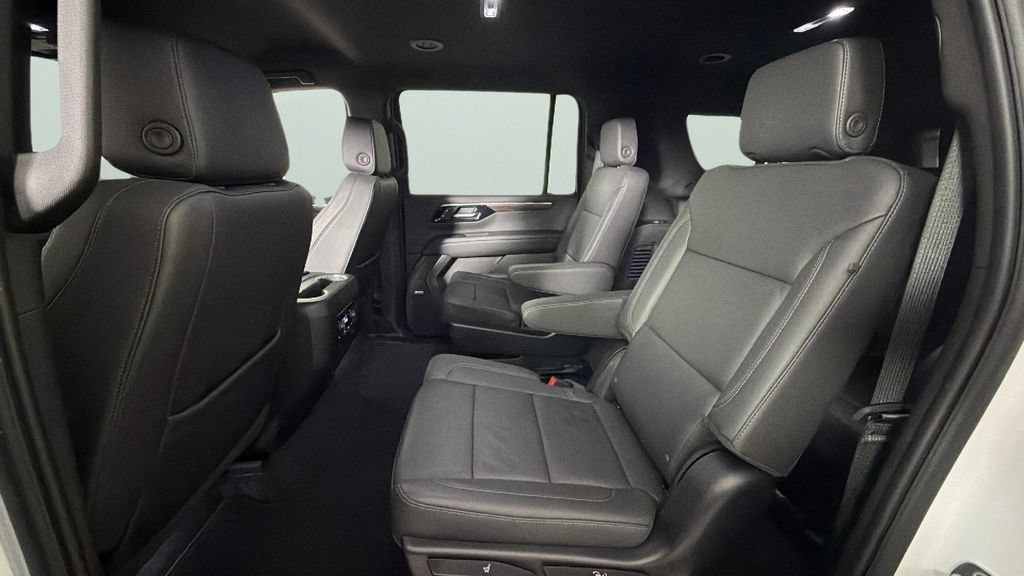 Certified 2025 Chevrolet Suburban LT w/ Comfort Package RWD image 26