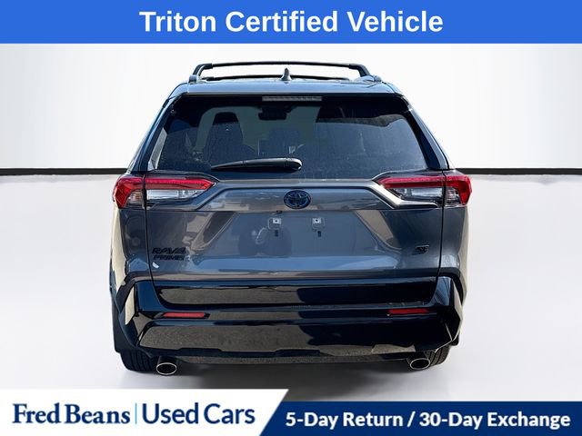 Used 2023 Toyota RAV4 SE w/ Weather & Moonroof Package image 7