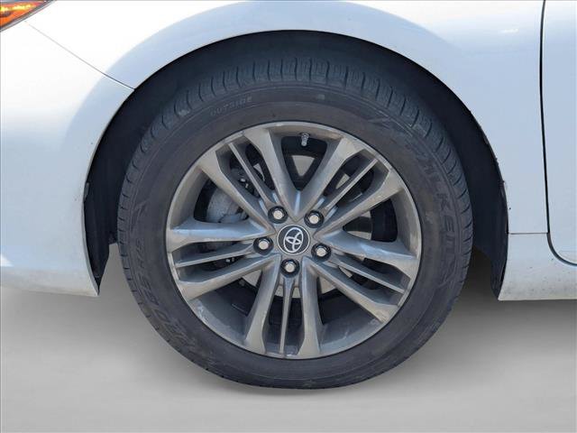 Used 2017 Toyota Camry SE FWD image 19