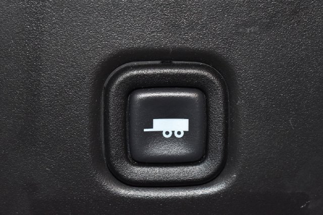 Used 2025 GMC Savana 2500 w/ Driver Convenience Package RWD image 20