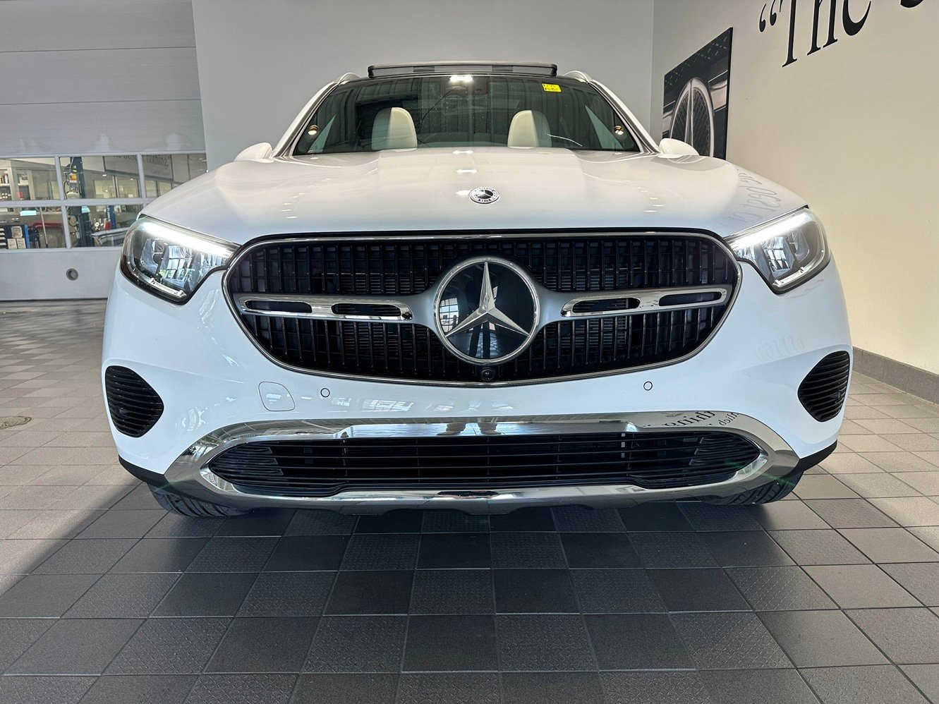 Certified 2025 Mercedes-Benz GLC 300 4MATIC image 2
