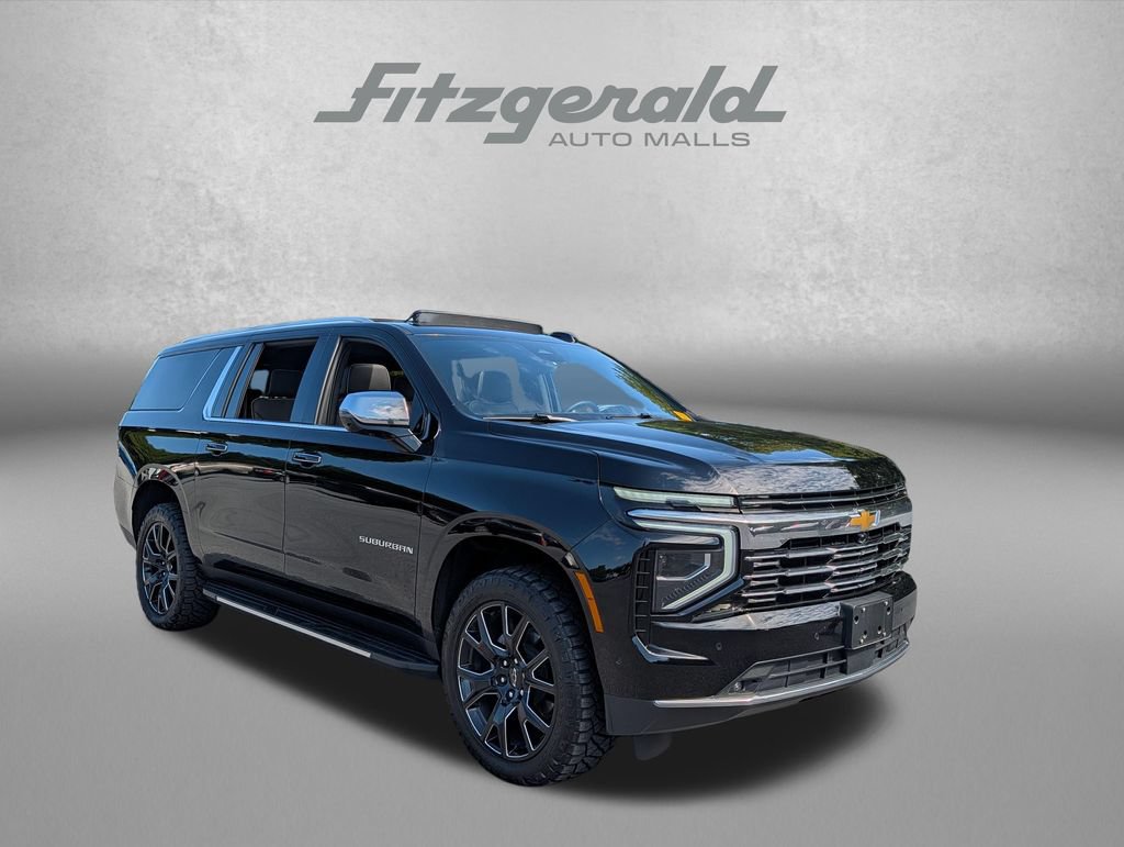 Used 2025 Chevrolet Suburban Premier AWD/4WD image 1