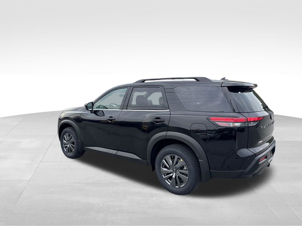New 2026 Nissan Pathfinder SV w/ SV Premium Package image 4