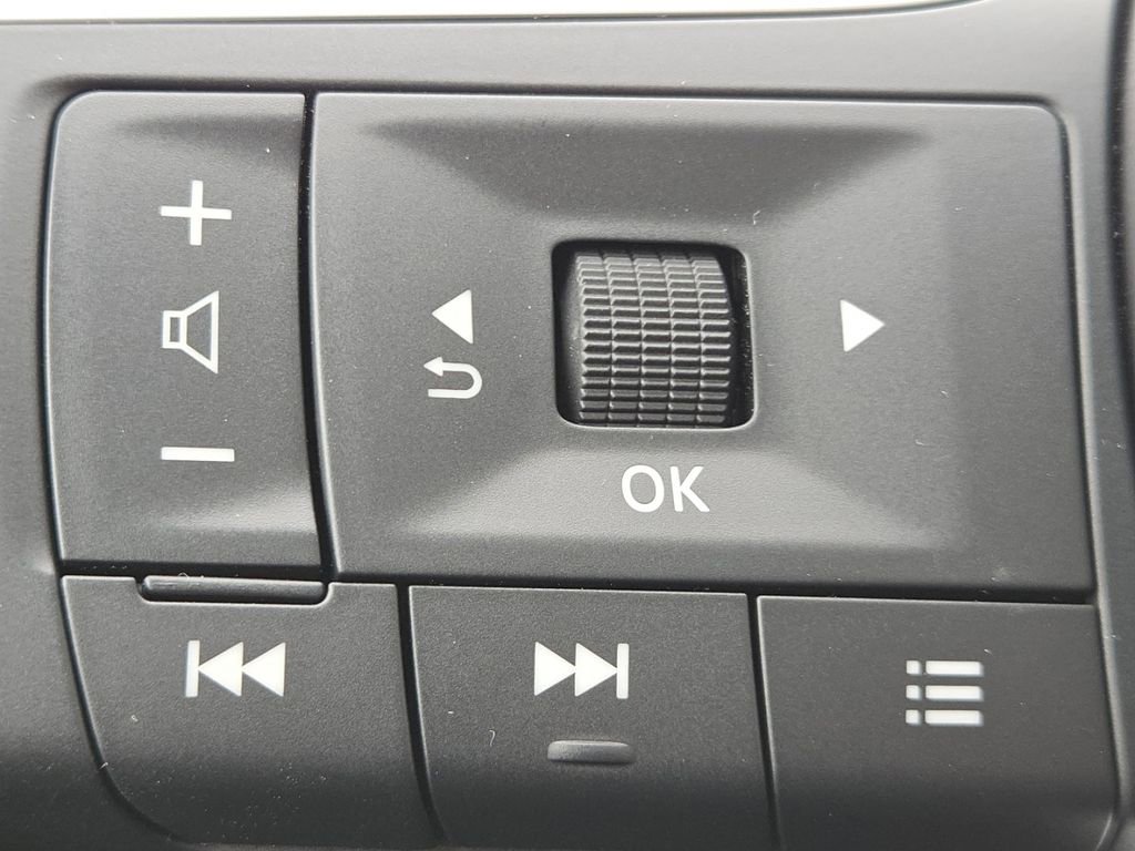 New 2026 INFINITI QX60 Luxe image 15