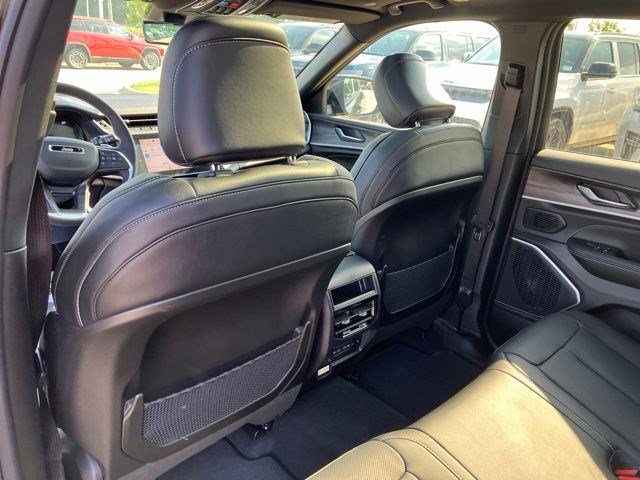 New 2026 Jeep Grand Cherokee Limited AWD/4WD image 25