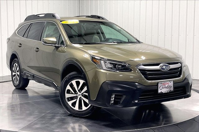 Used 2022 Subaru Outback Premium w/ Popular Package #1 AWD/4WD image 3