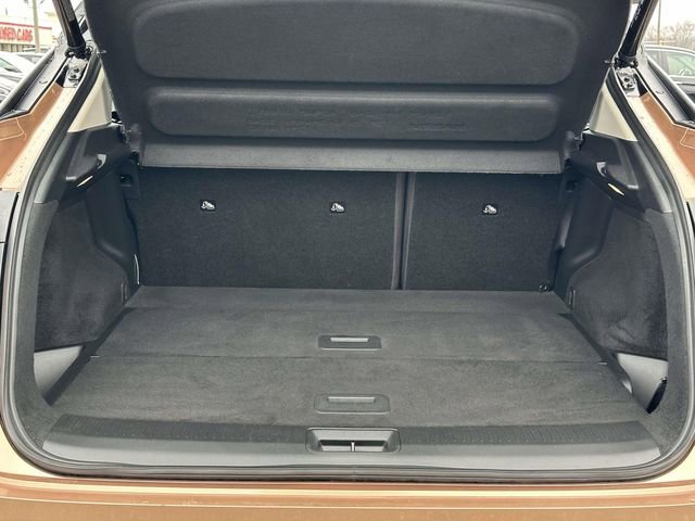 Used 2023 Nissan Ariya PREMIERE image 11