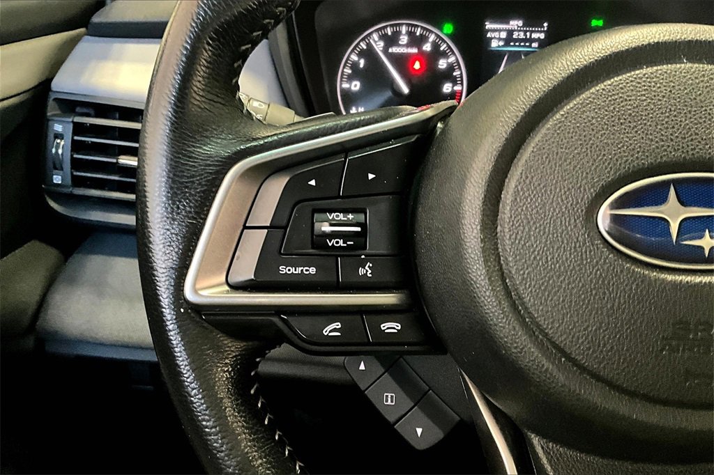 Used 2022 Subaru Outback Premium image 11