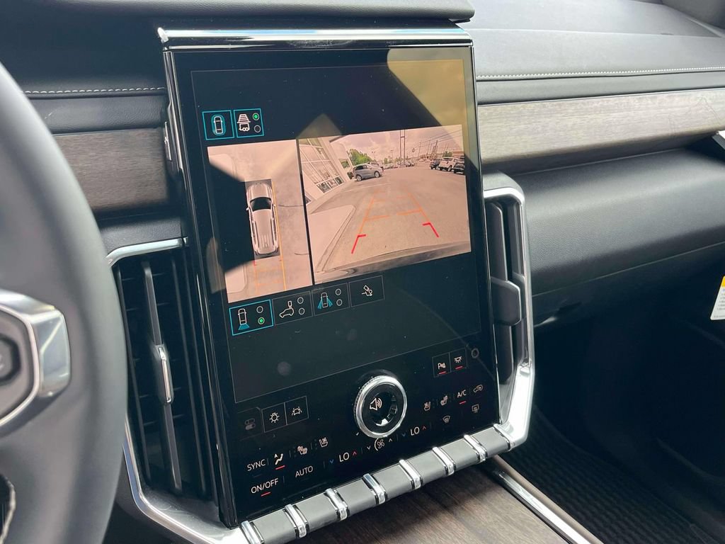 New 2026 GMC Acadia Denali Ultimate FWD image 30