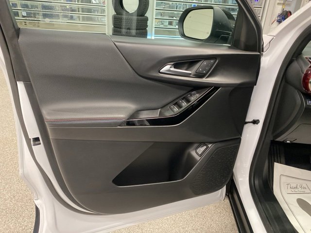 Certified 2025 Chevrolet Equinox RS w/ Safety and Technology Package image 31