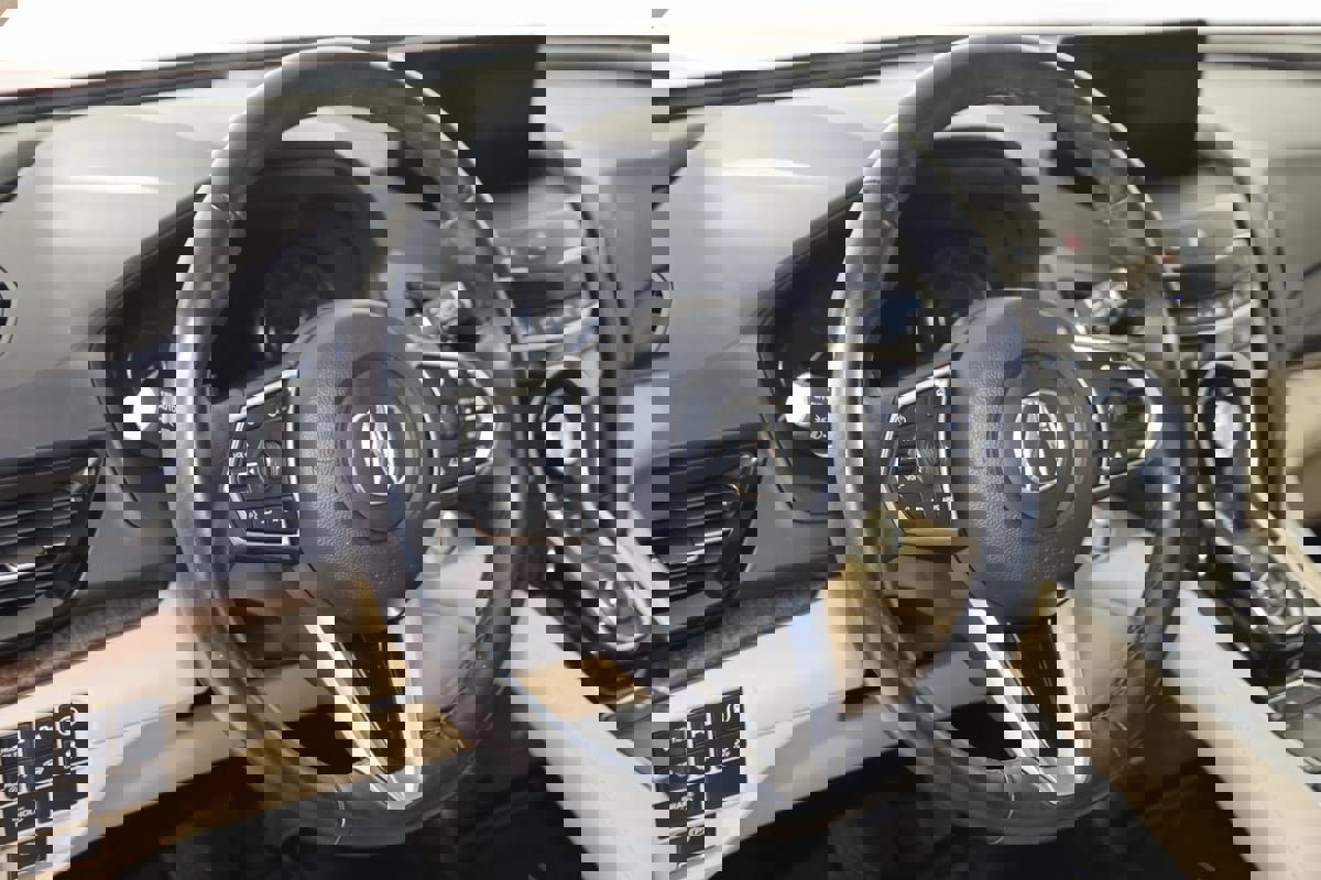 Used 2023 Acura RDX AWD w/ Advance Package image 6