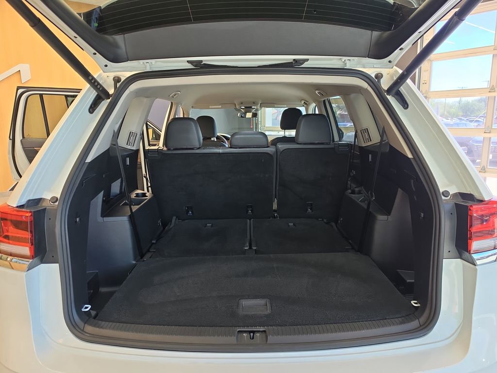 Used 2025 Volkswagen Atlas SE FWD image 39