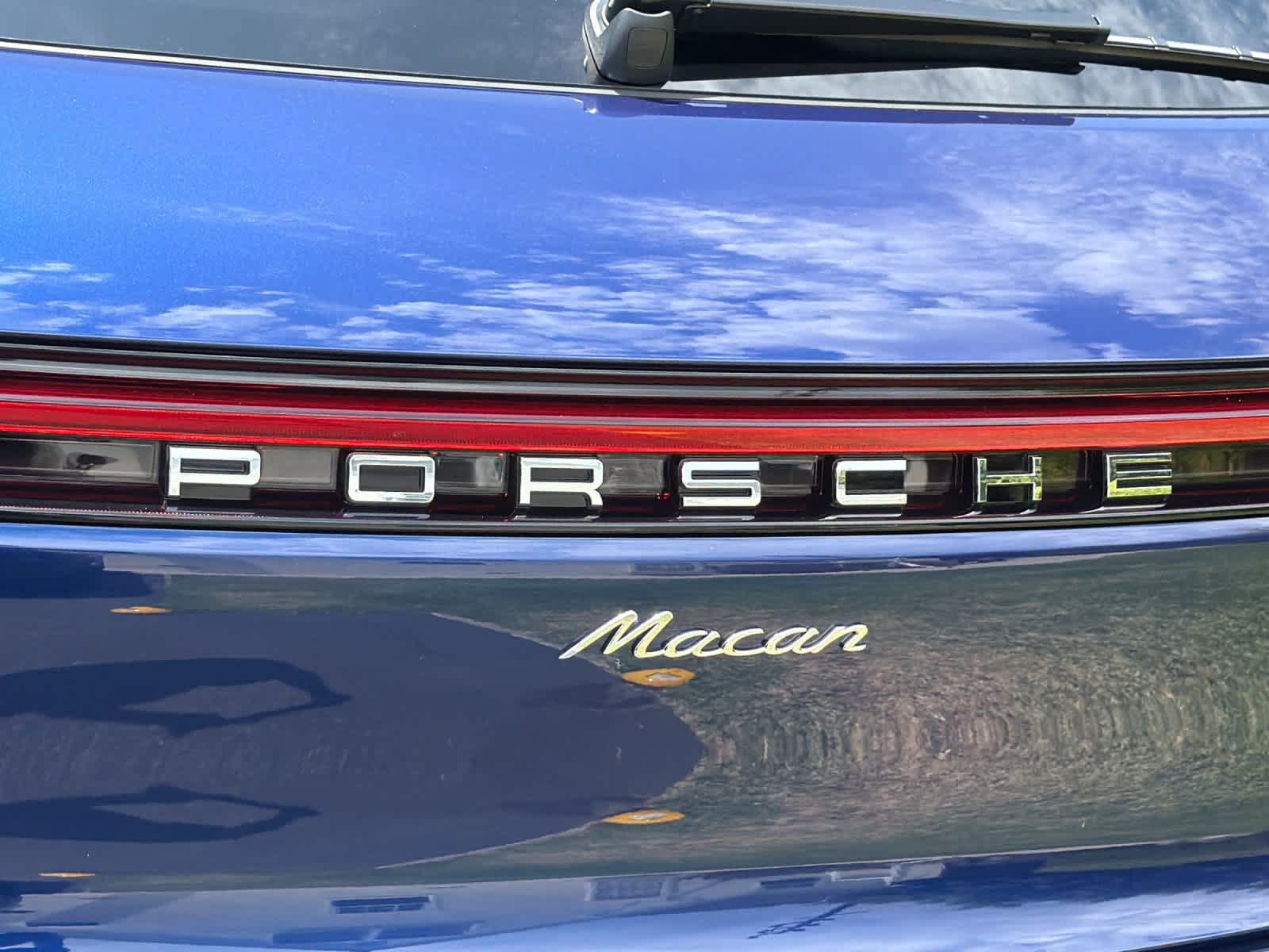 New 2026 Porsche Macan AWD/4WD image 32