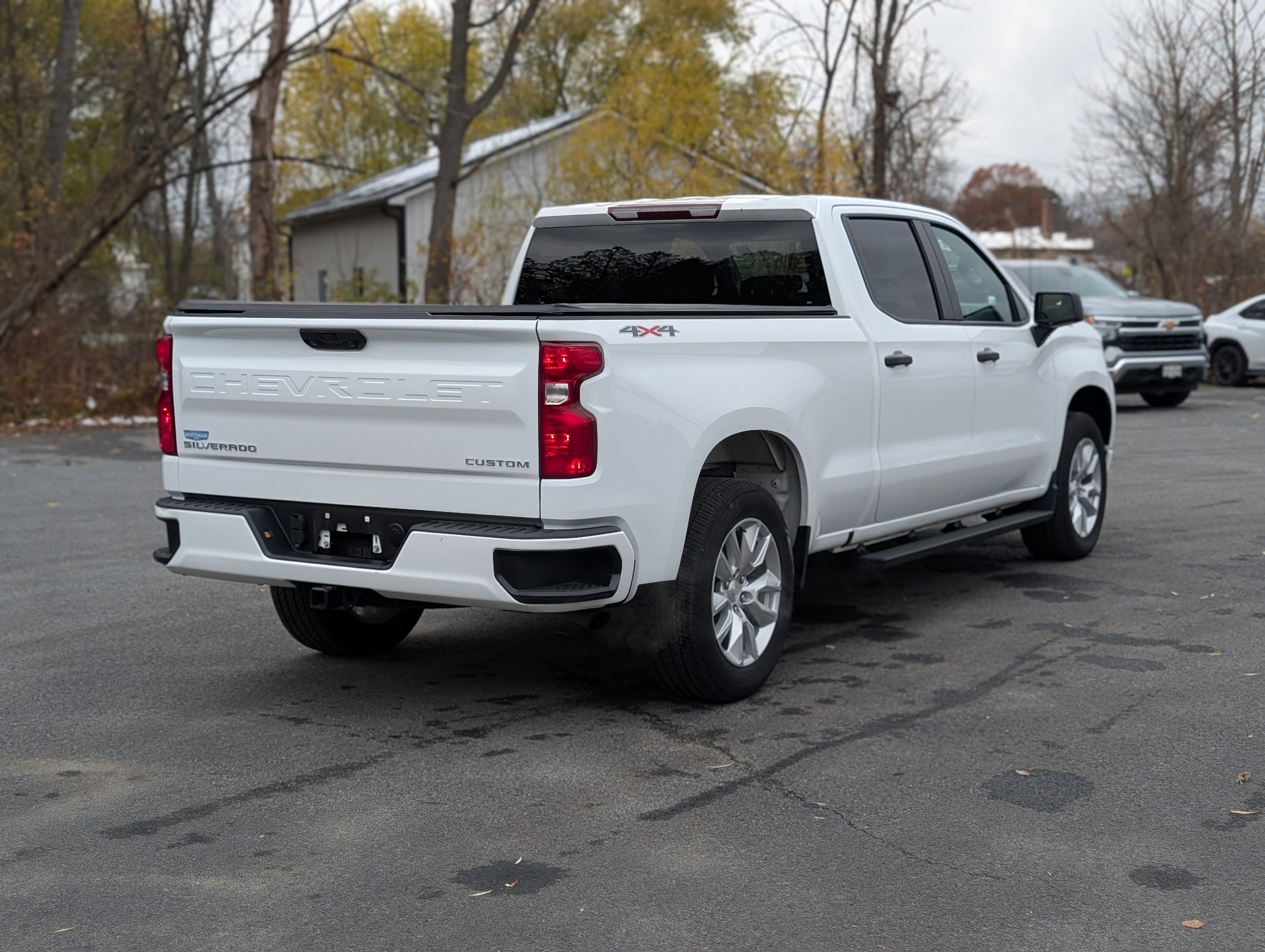 Used 2023 Chevrolet Silverado 1500 Custom image 8