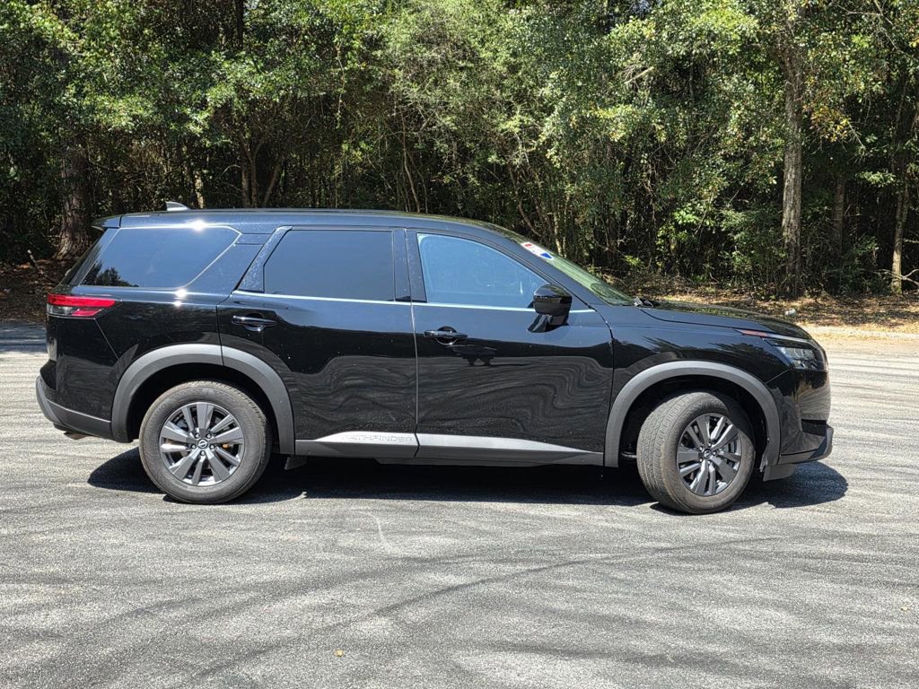 Used 2023 Nissan Pathfinder S w/ Cargo Package image 35