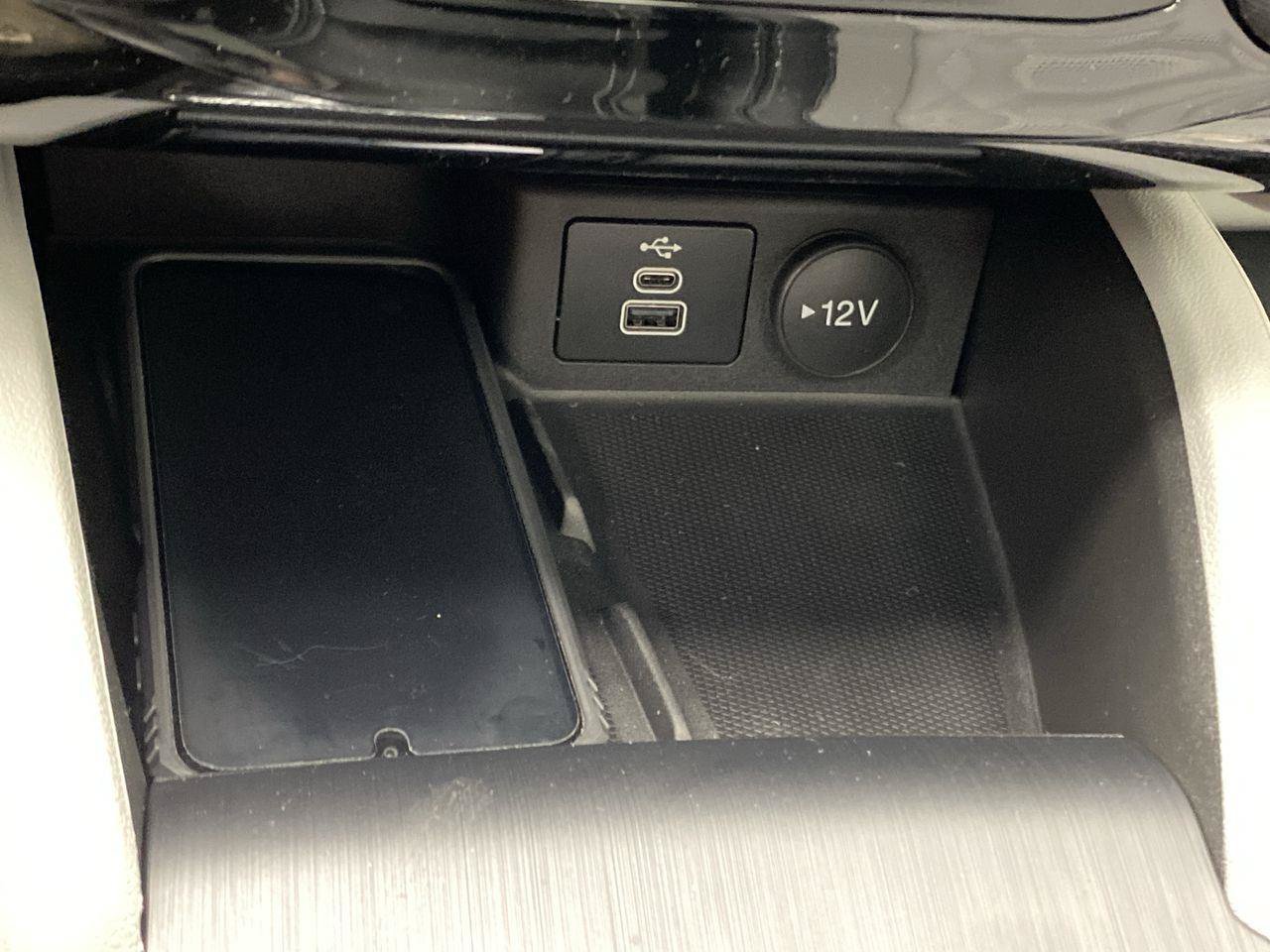 New 2024 Ford Escape SE w/ PHEV Premium Package FWD image 23