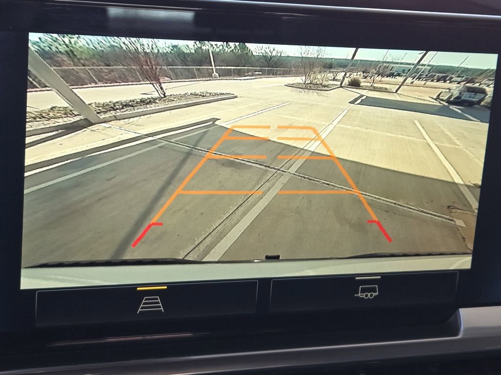 Used 2023 Chevrolet Silverado 1500 LT Trail Boss w/ Protection Package image 19