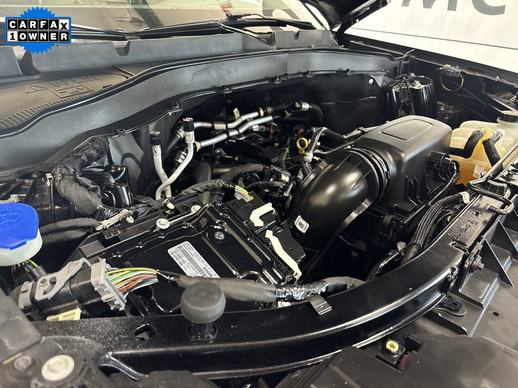 Used 2023 Ford Explorer XLT w/ Equipment Group 202A image 6