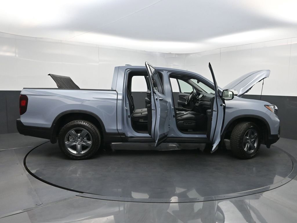 Used 2023 Honda Ridgeline RTL-E image 39